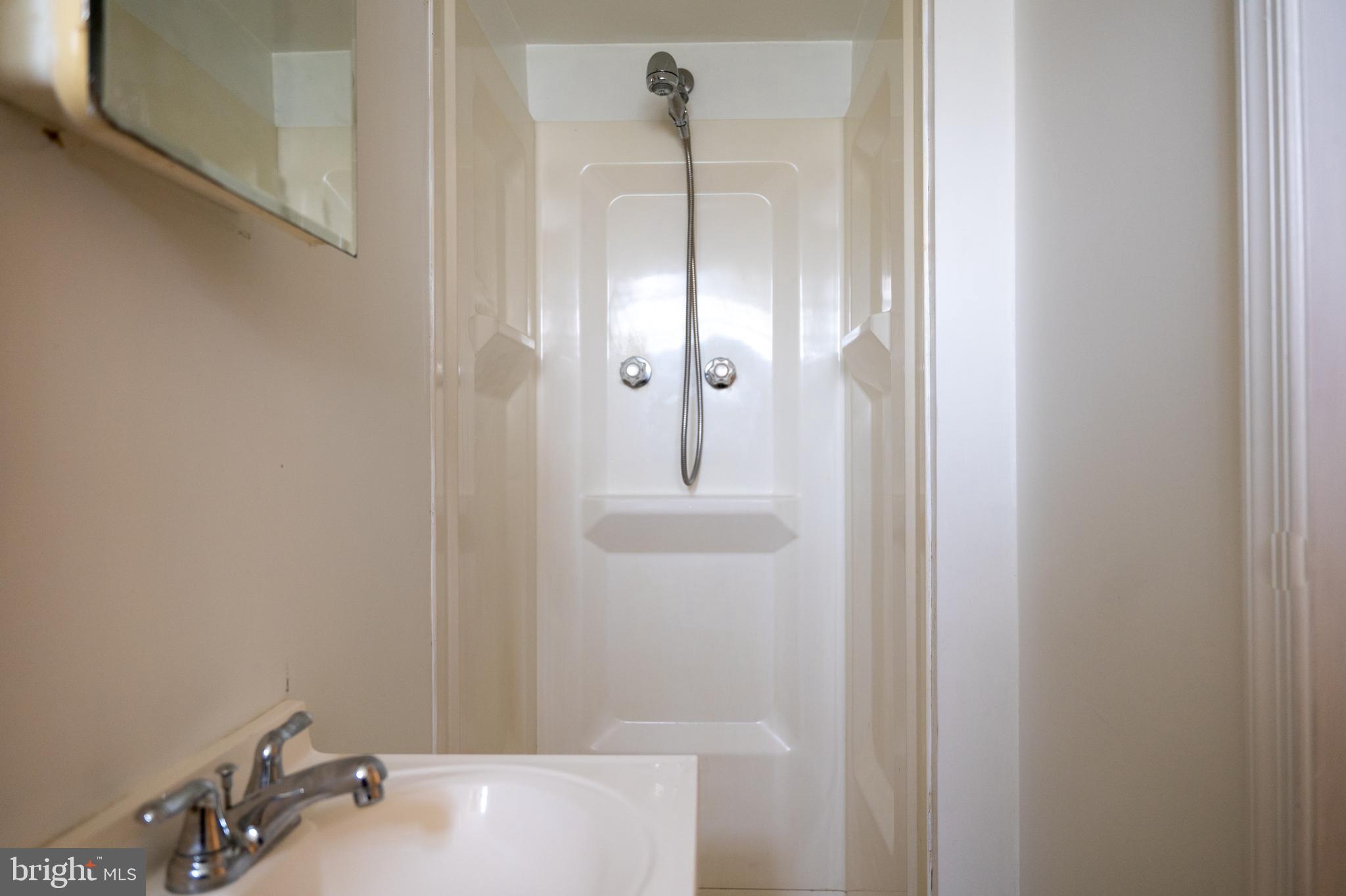 WEST EDMONDALE - Residential