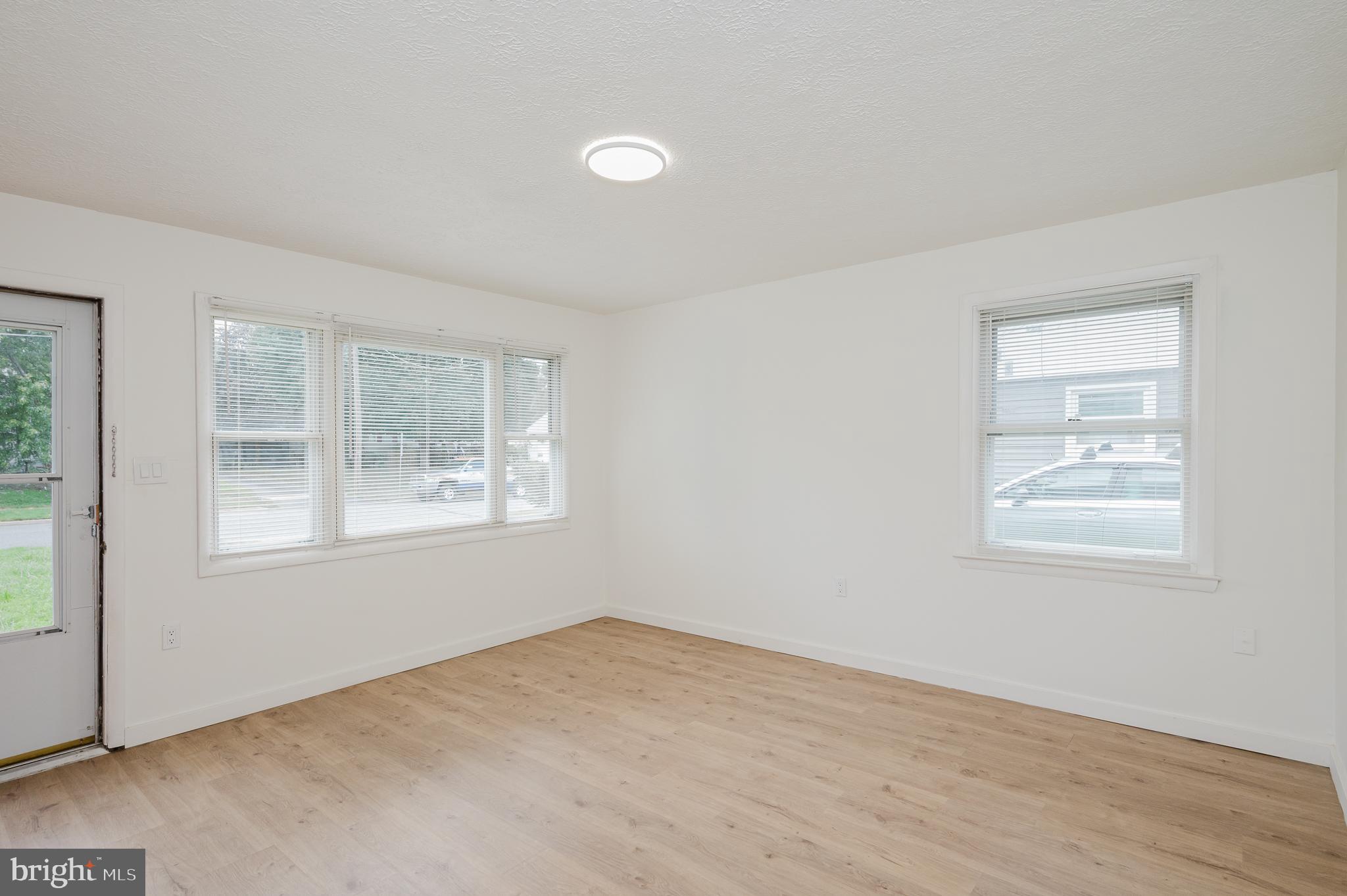 HOWARD PARK - Residential Lease