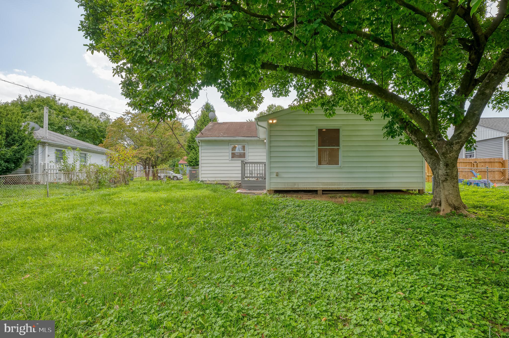 HOWARD PARK - Residential Lease