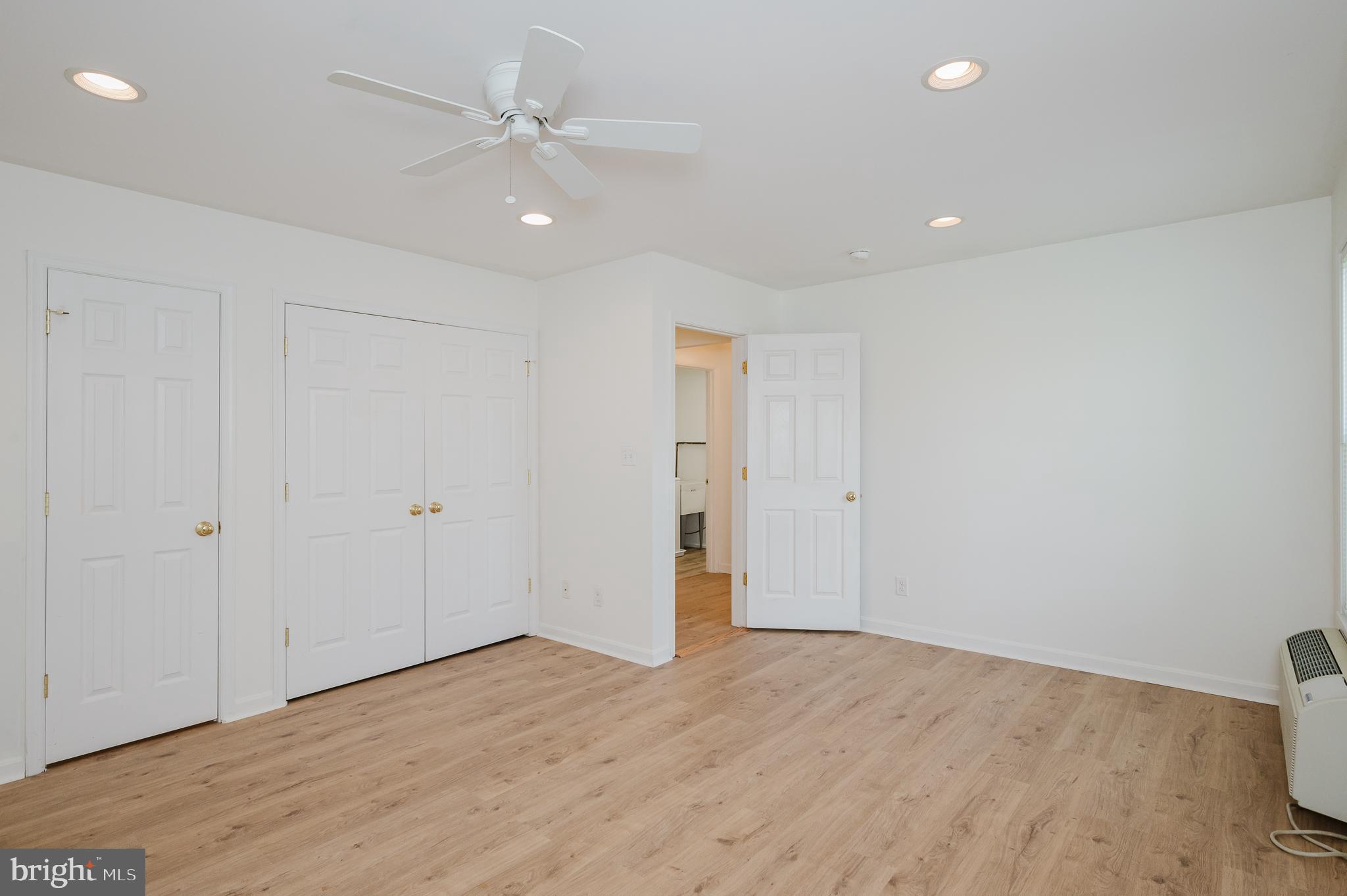 HOWARD PARK - Residential Lease