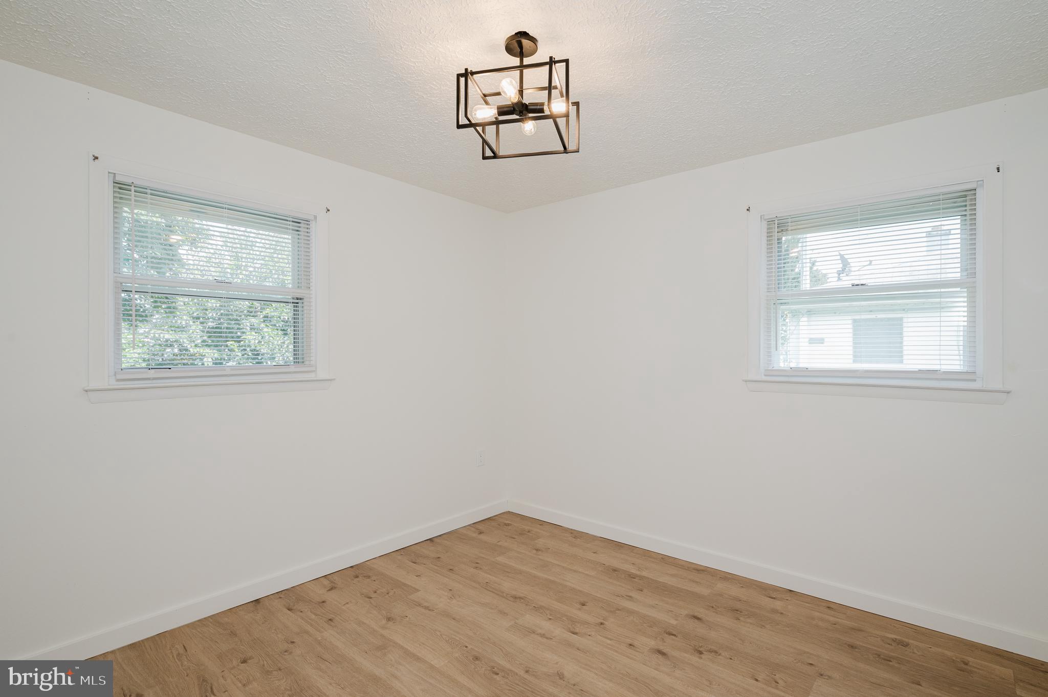 HOWARD PARK - Residential Lease