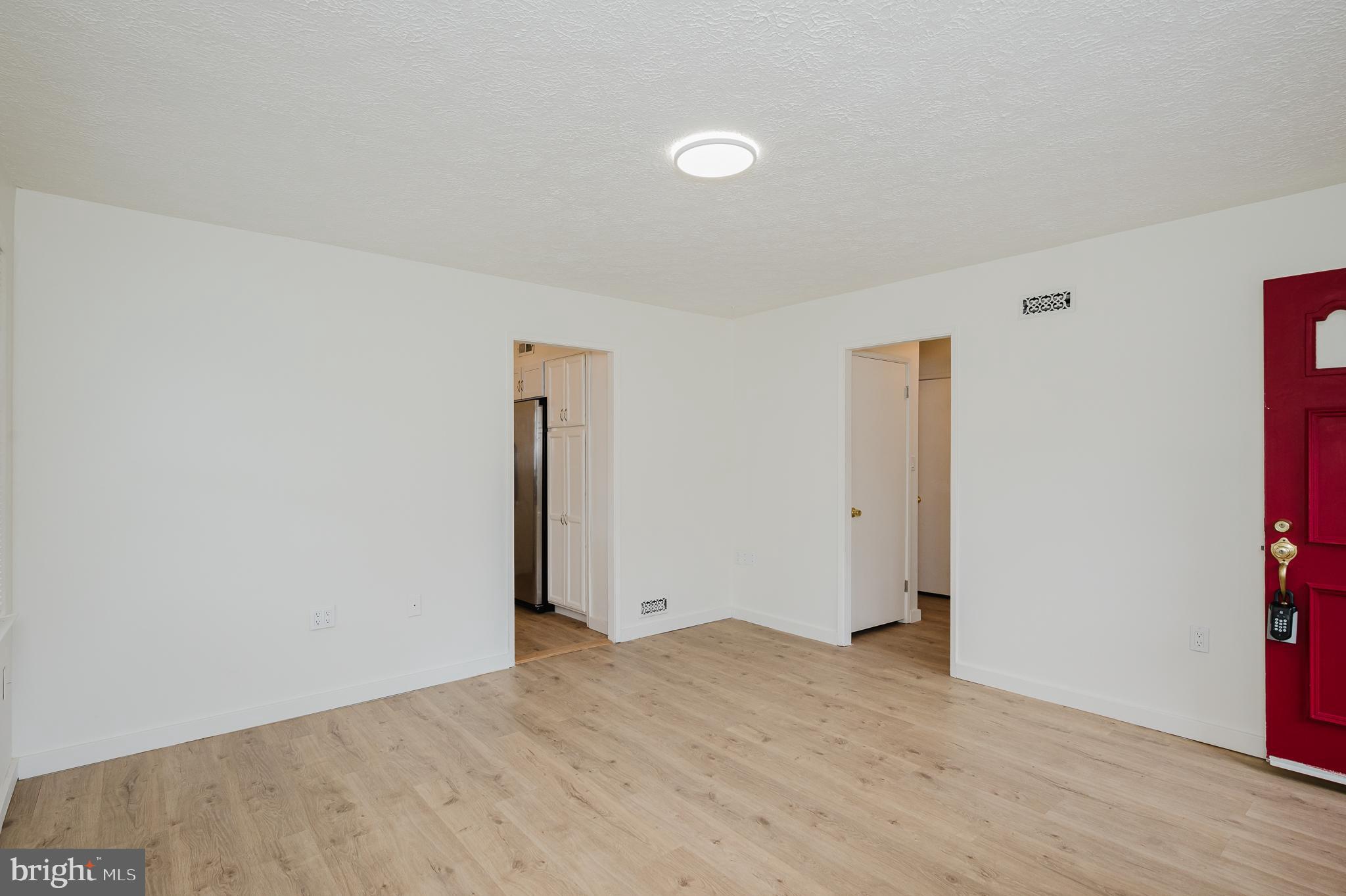 HOWARD PARK - Residential Lease