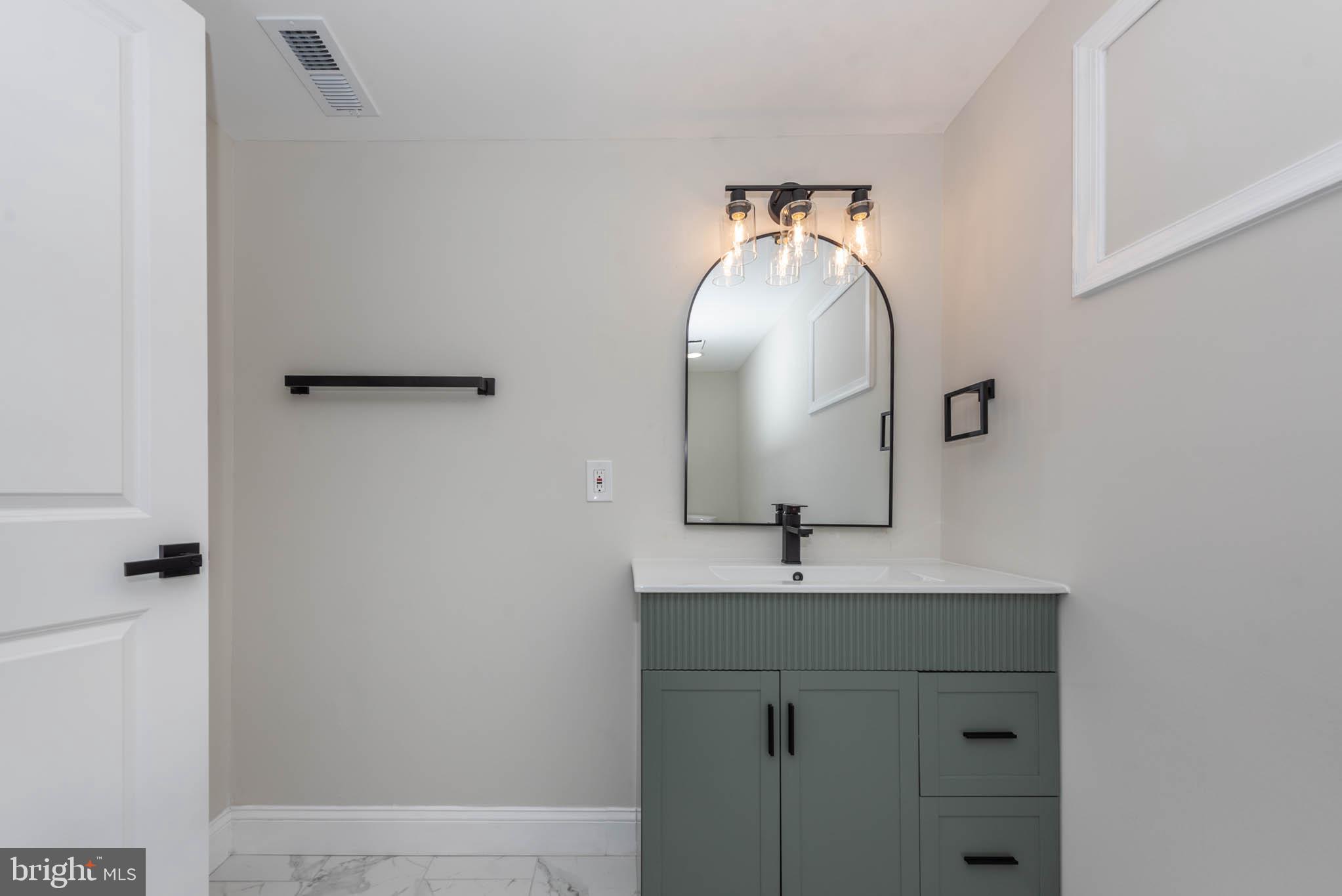 FOREST HILL - Residential