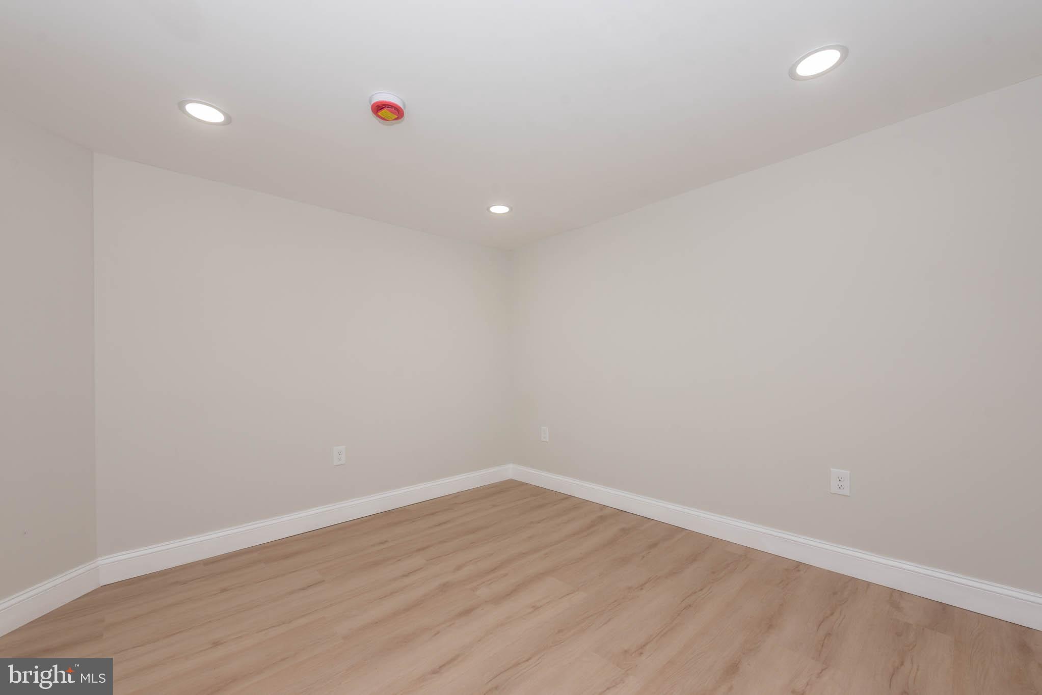 FOREST HILL - Residential