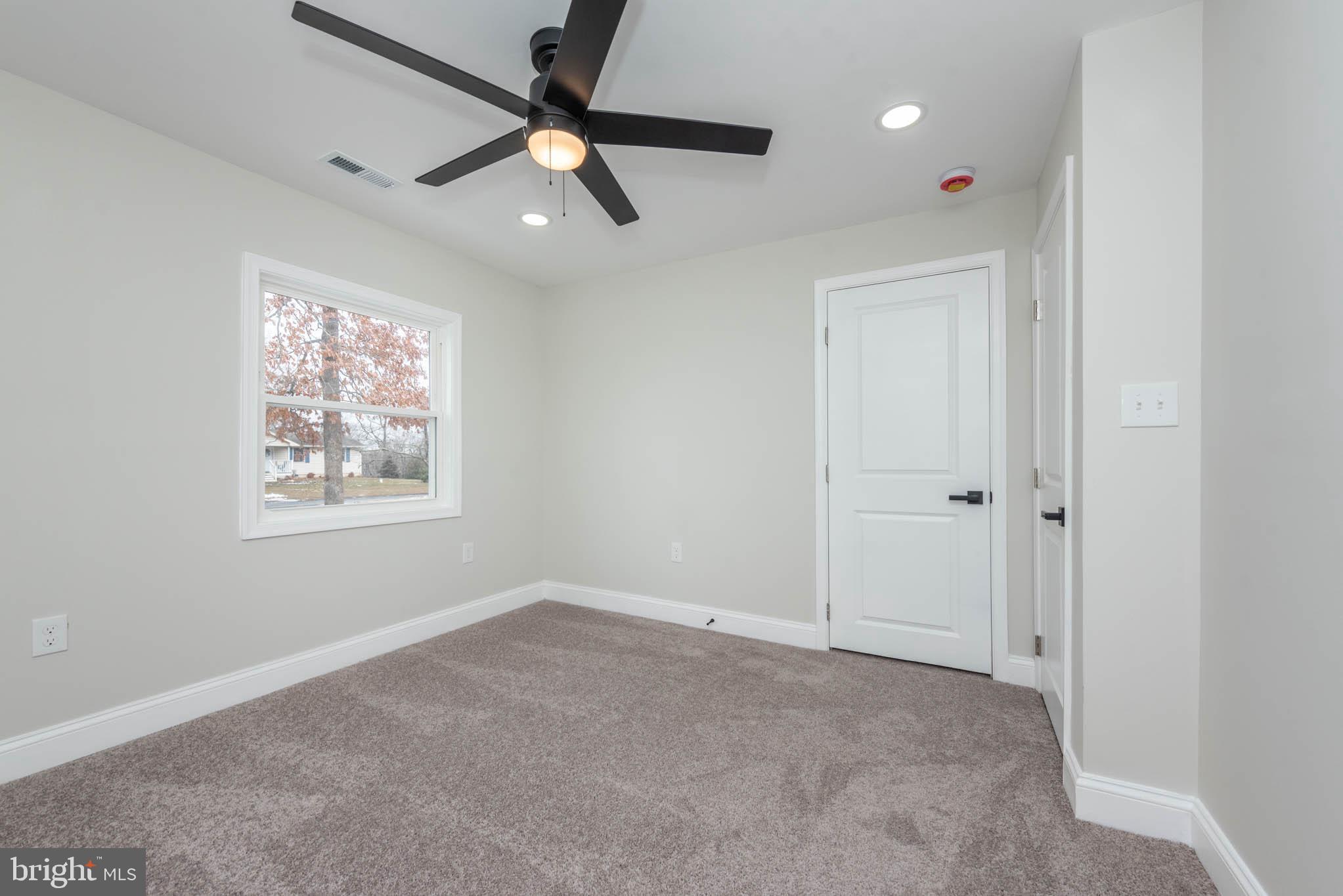 FOREST HILL - Residential