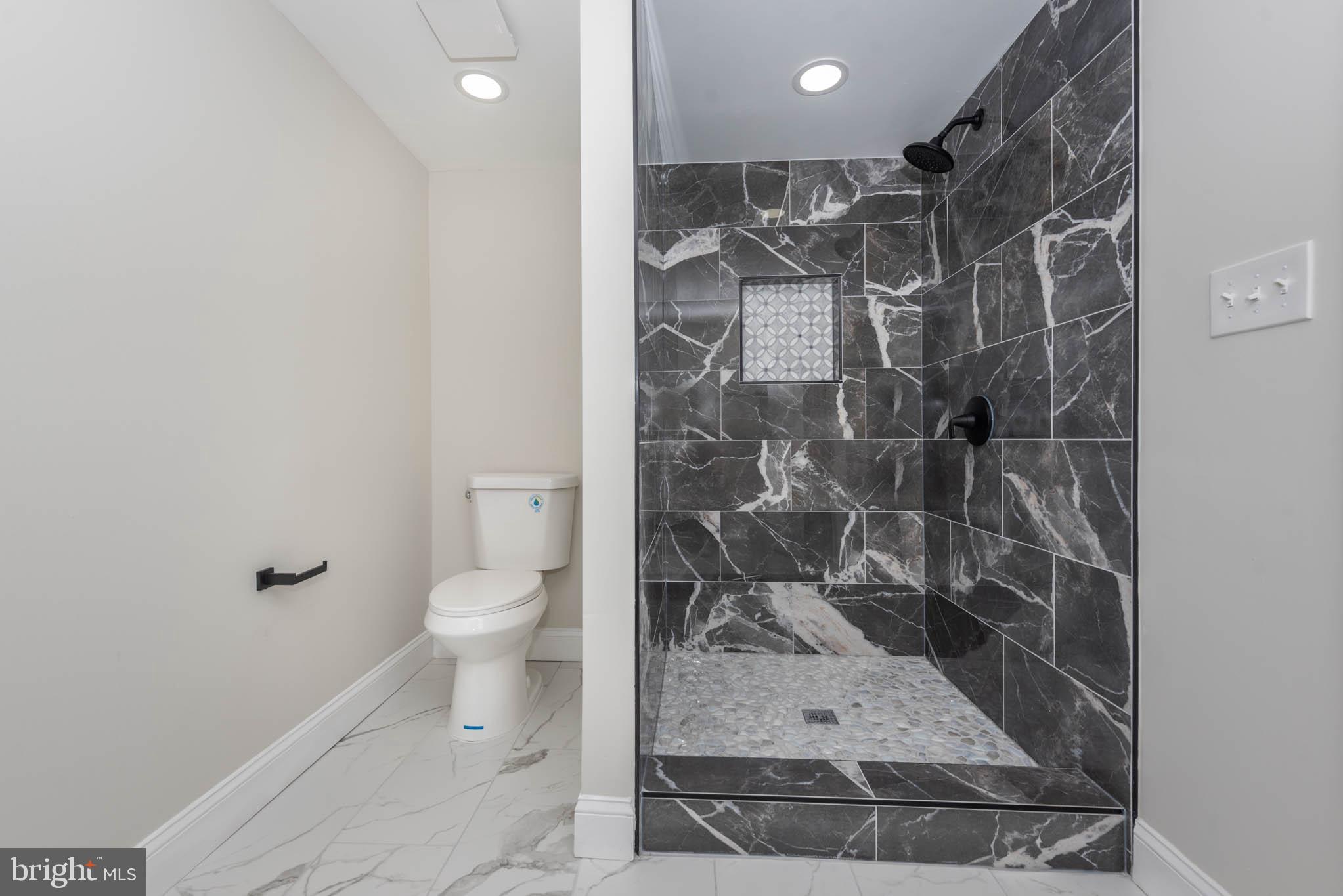 FOREST HILL - Residential