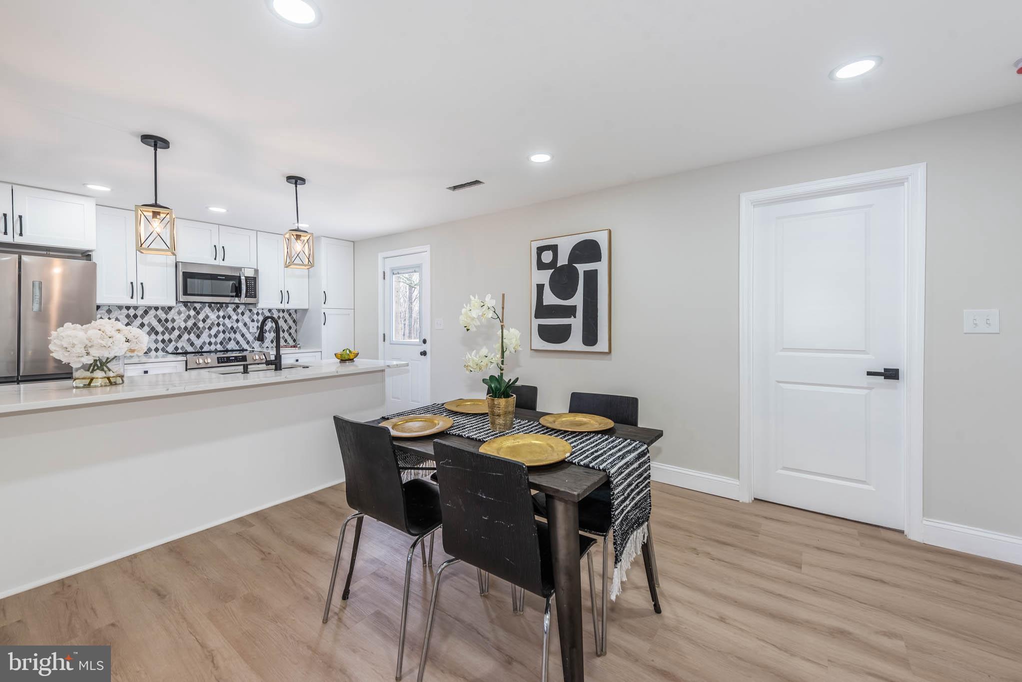 FOREST HILL - Residential