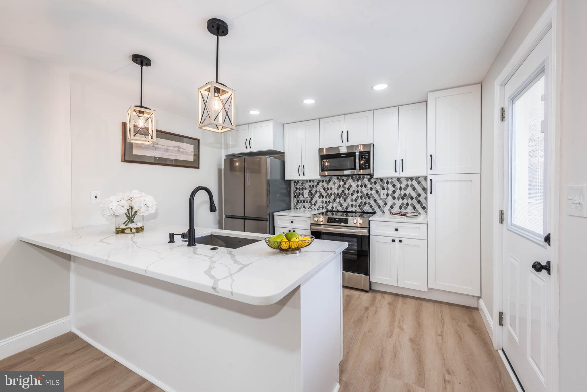 FOREST HILL - Residential