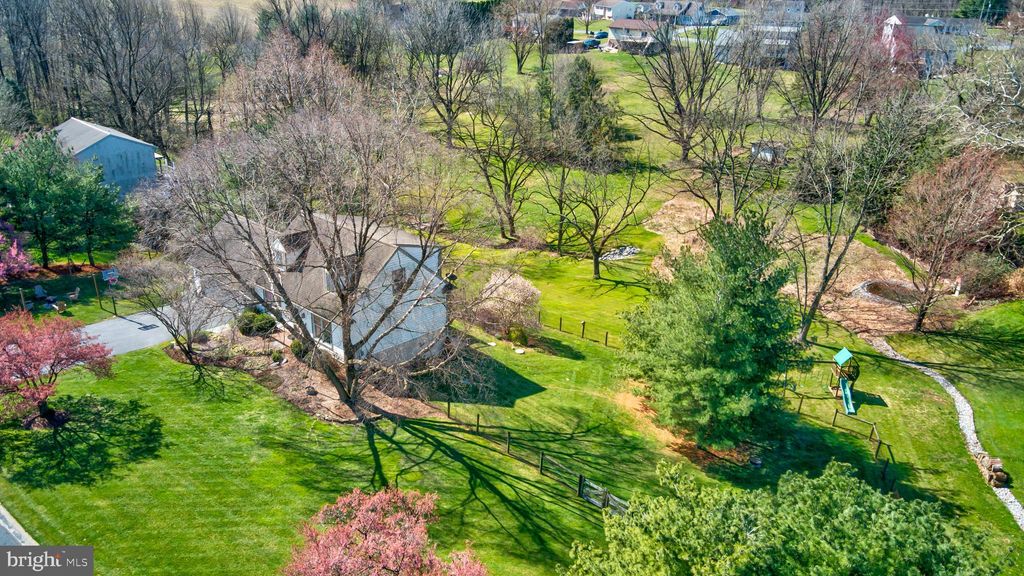 Photo of 105 Gingrich Drive, Lititz, PA 17543 (MLS # PALA2049024)
