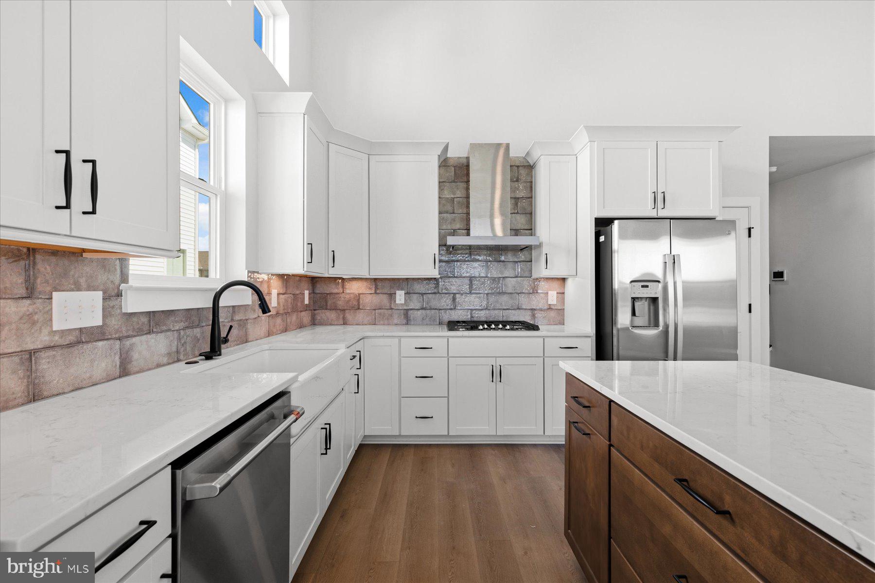 RIVER MARSH - Residential