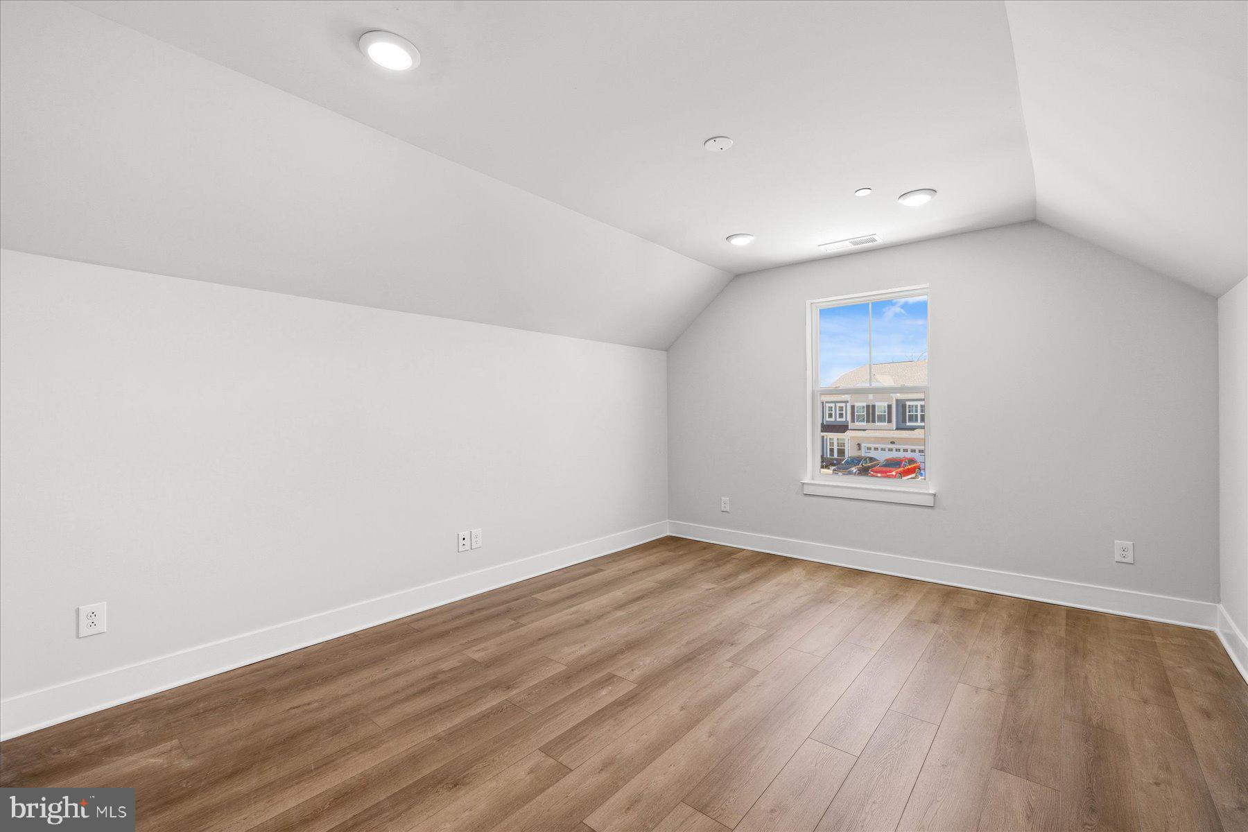 RIVER MARSH - Residential