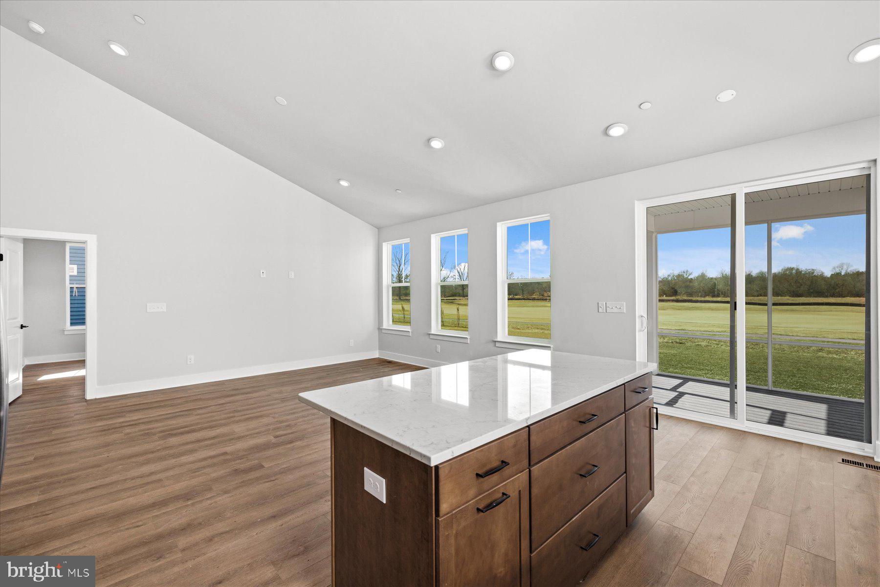 RIVER MARSH - Residential