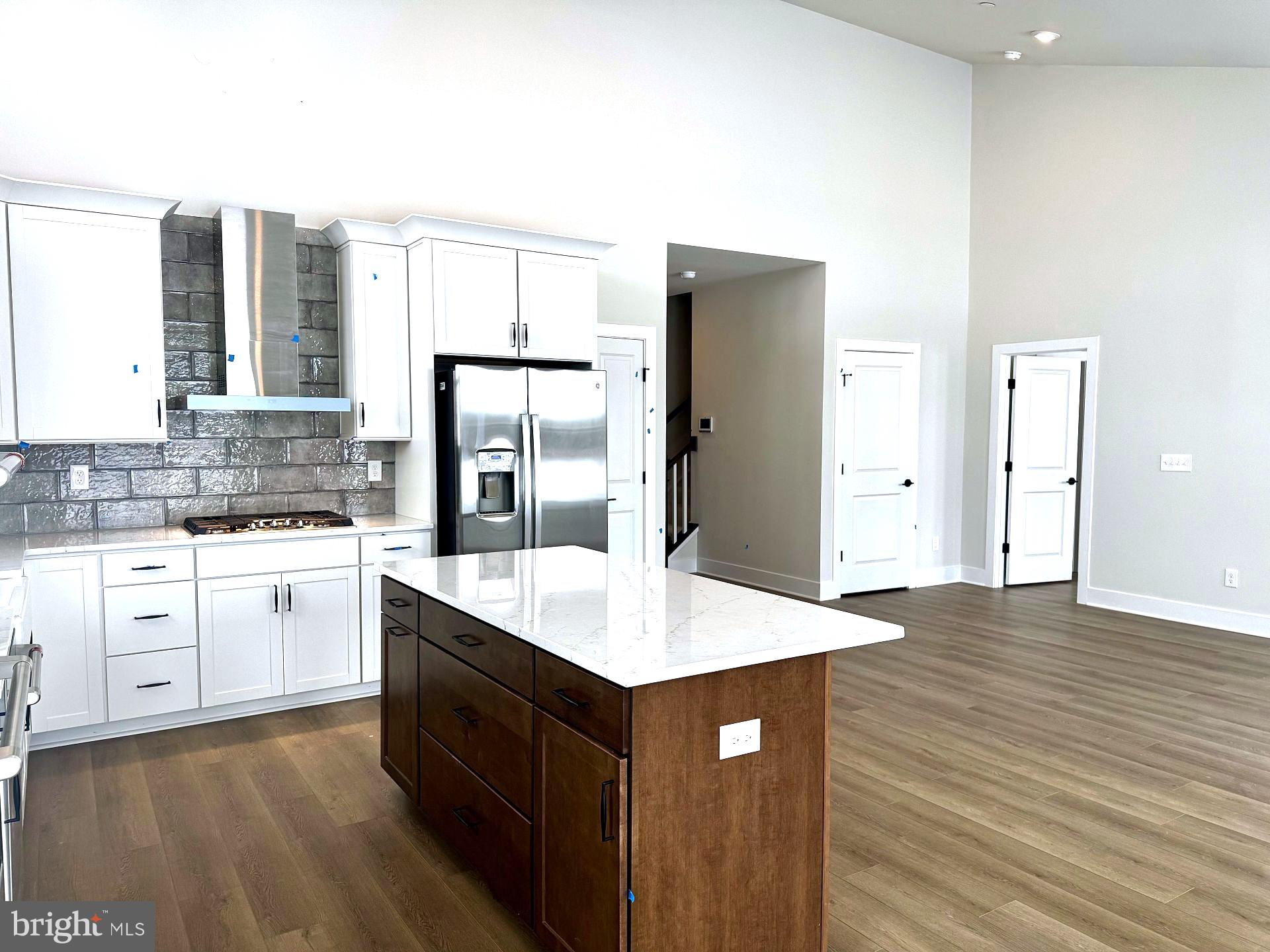 RIVER MARSH - Residential