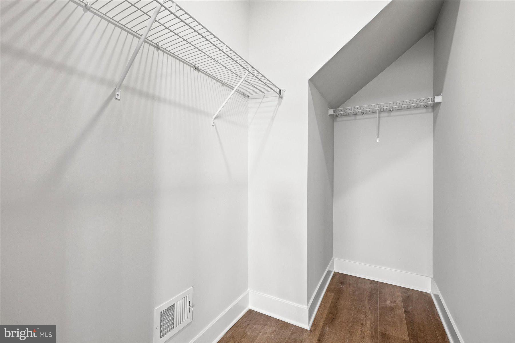 RIVER MARSH - Residential