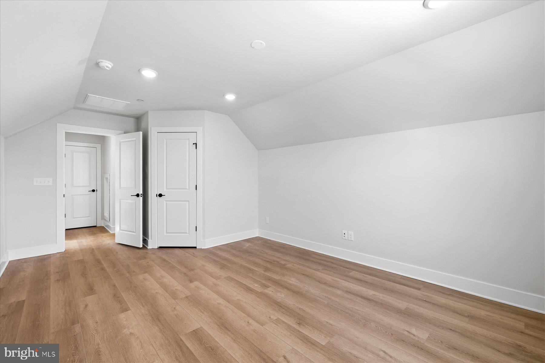 RIVER MARSH - Residential