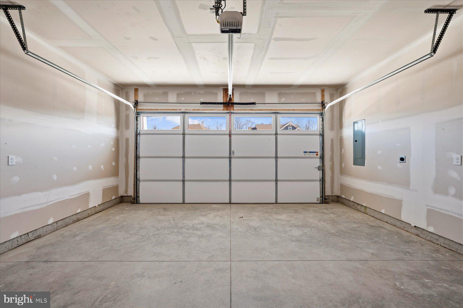 RIVER MARSH - Residential