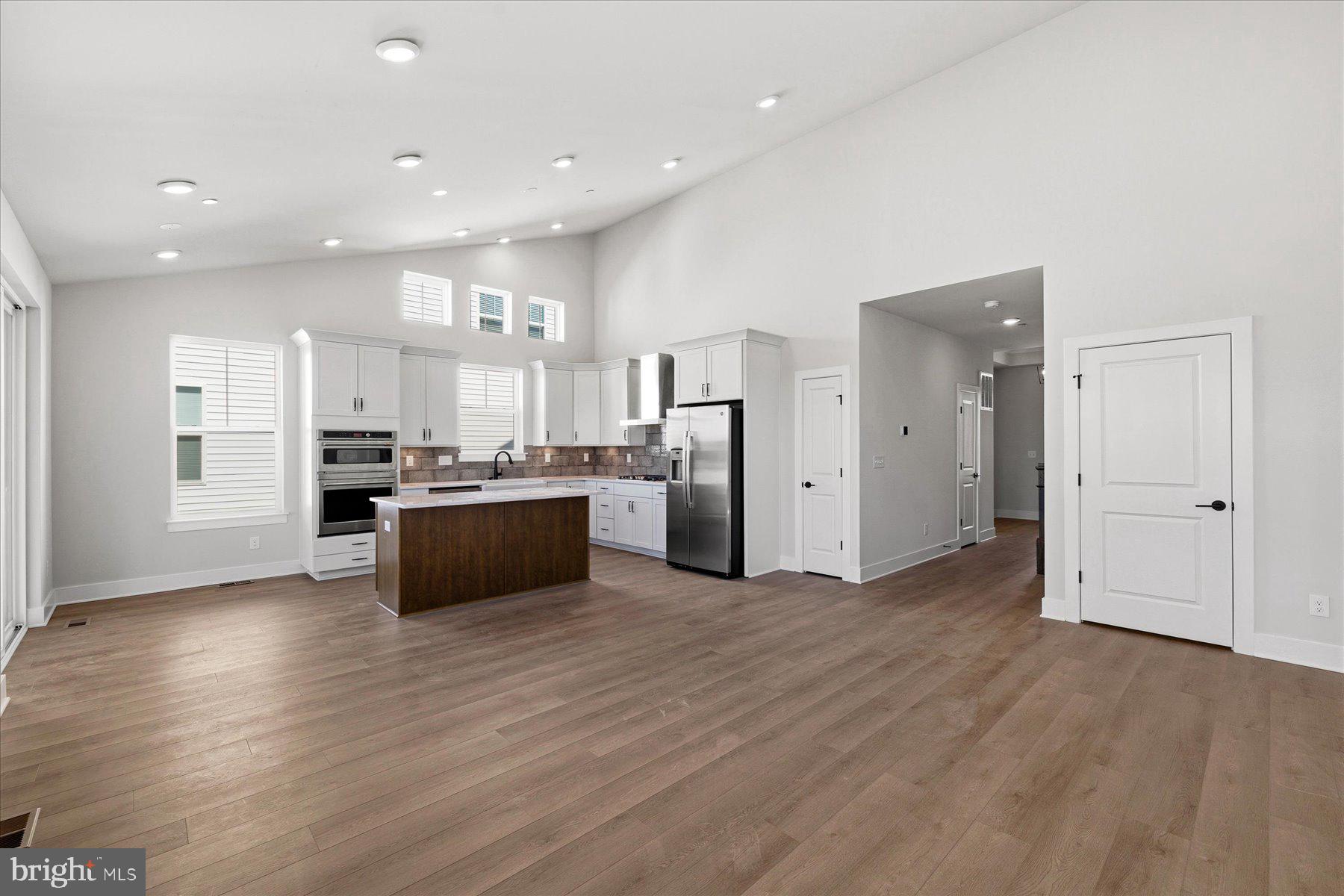 RIVER MARSH - Residential