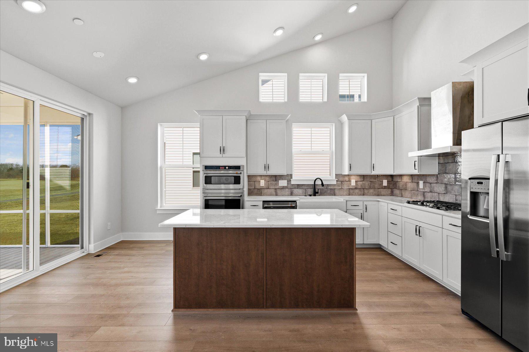 RIVER MARSH - Residential