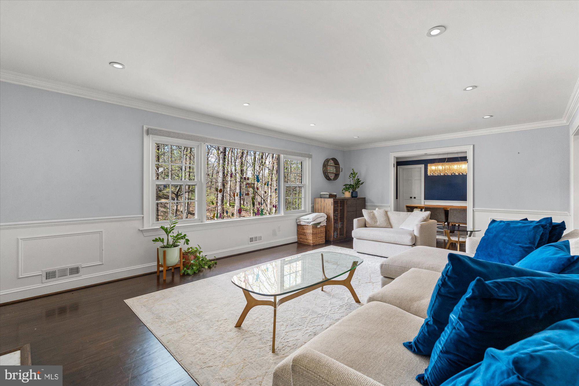 1426 HIGHWOOD DRIVE