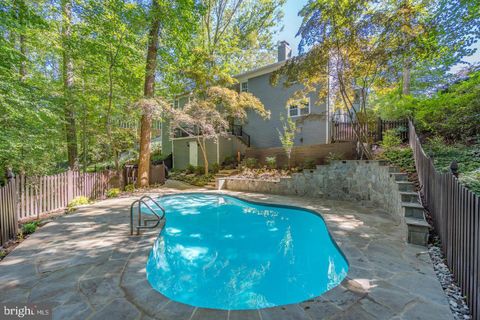 1426 HIGHWOOD DRIVE MCLEAN VA 22101