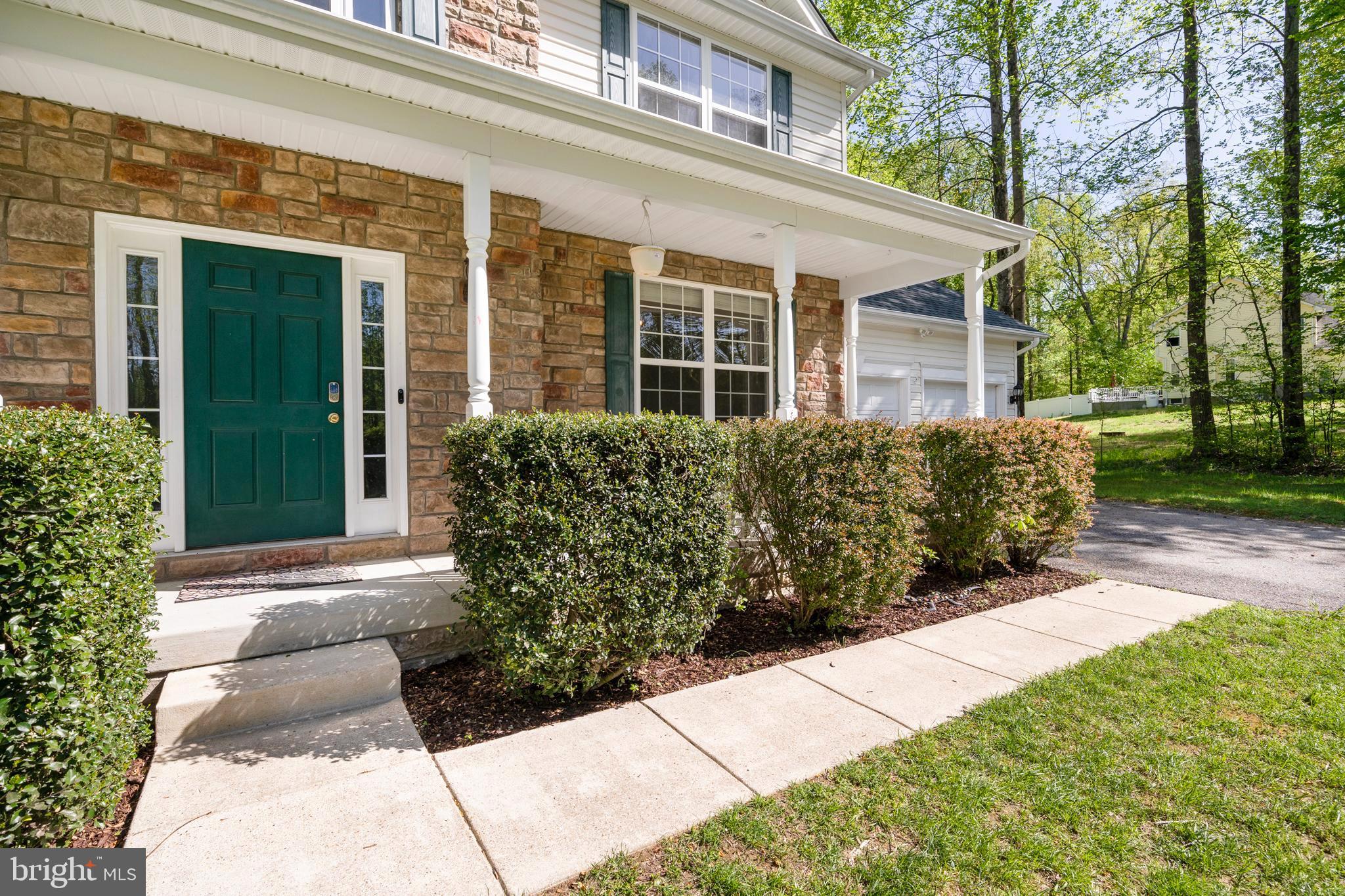 CARRIAGE CROSSING - Residential