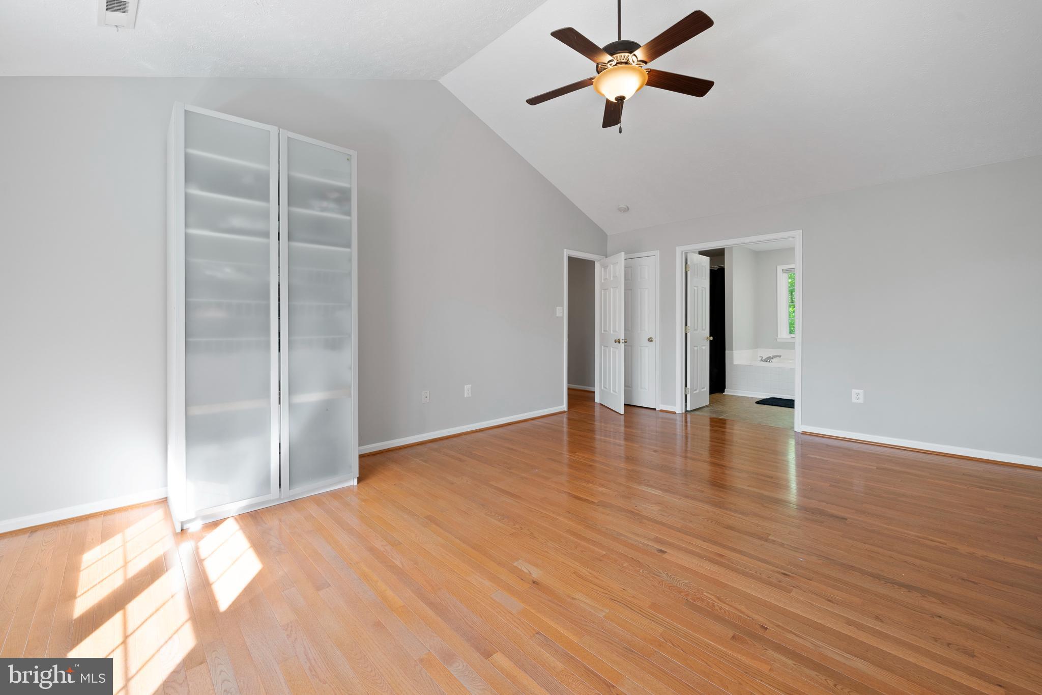 CARRIAGE CROSSING - Residential