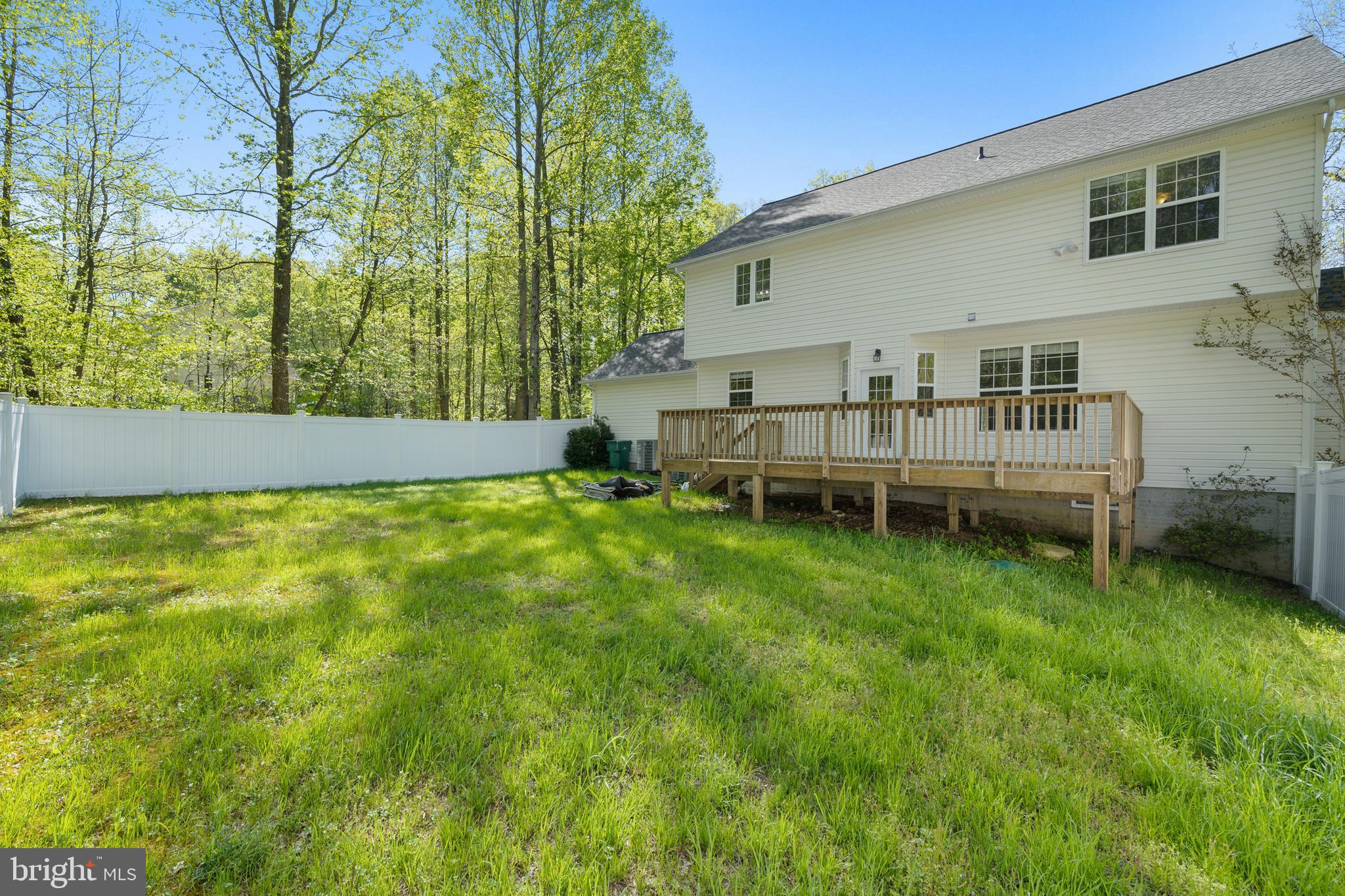 CARRIAGE CROSSING - Residential