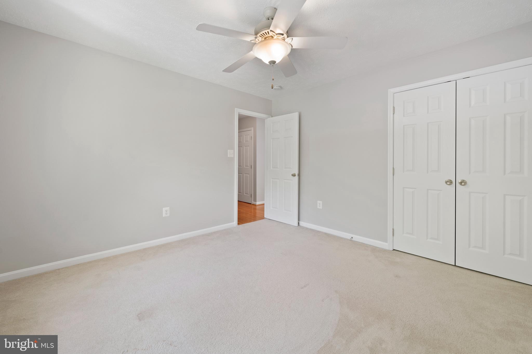 CARRIAGE CROSSING - Residential