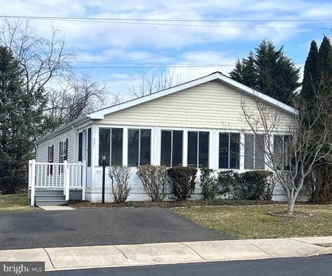 331 FARM LANE NORTH WALES PA 19454