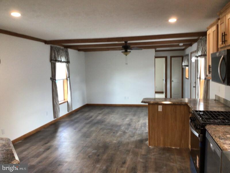 PENNWOOD CROSSING - Residential