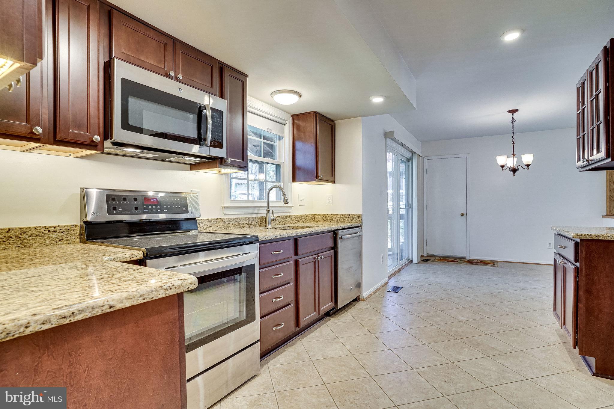 SIGNAL HILL - Residential