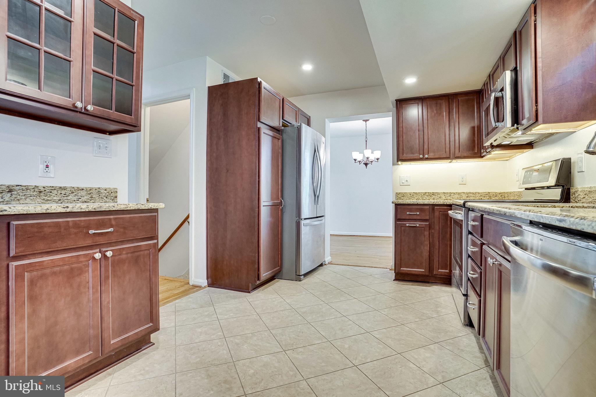 SIGNAL HILL - Residential