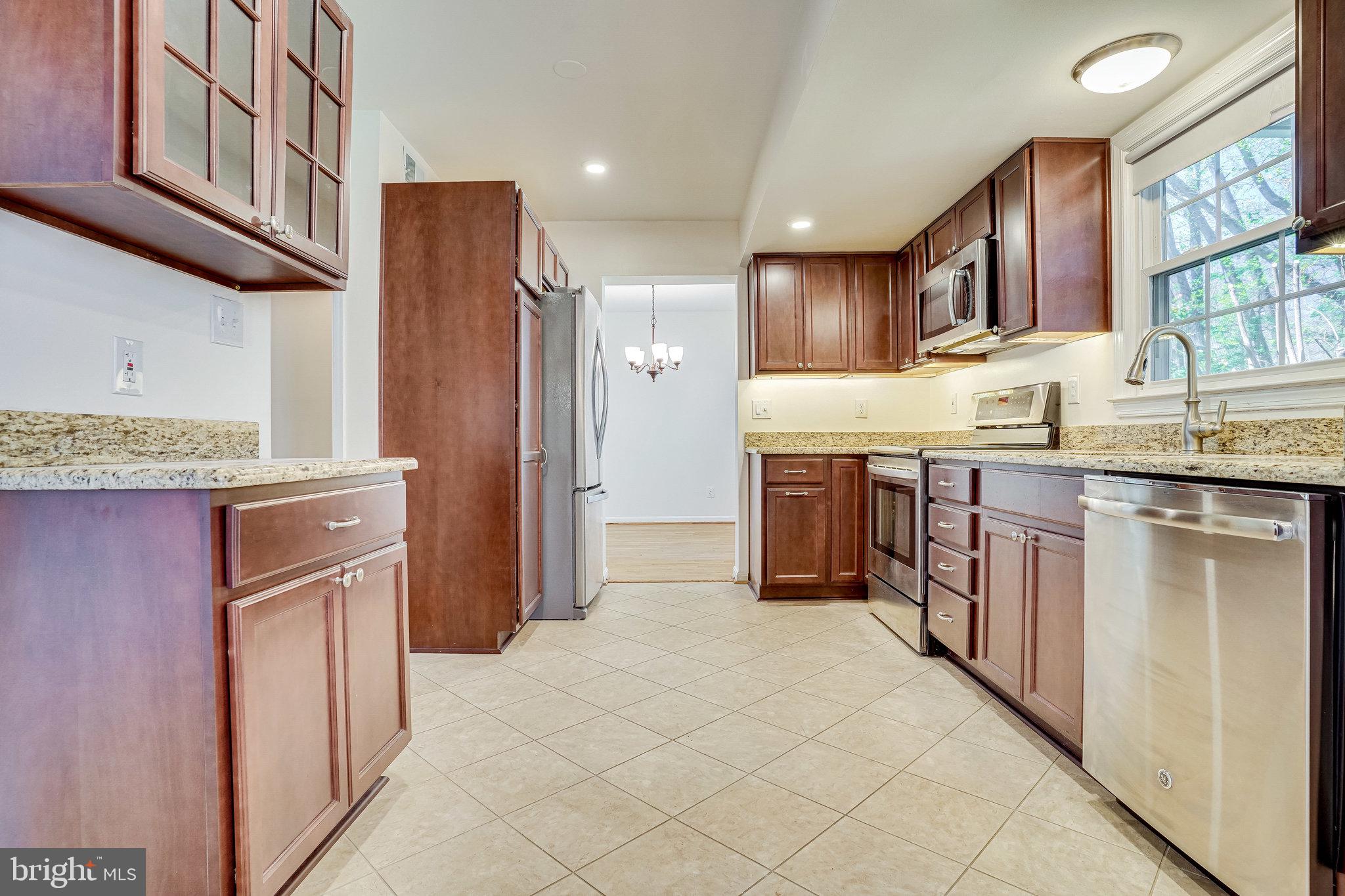 SIGNAL HILL - Residential