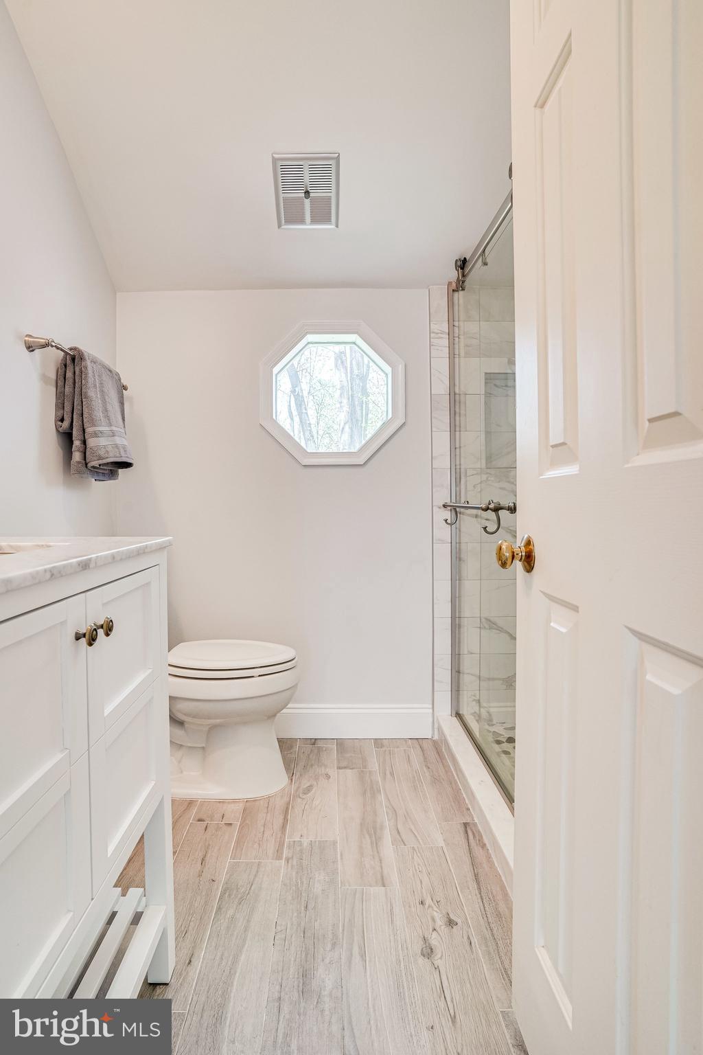 SIGNAL HILL - Residential