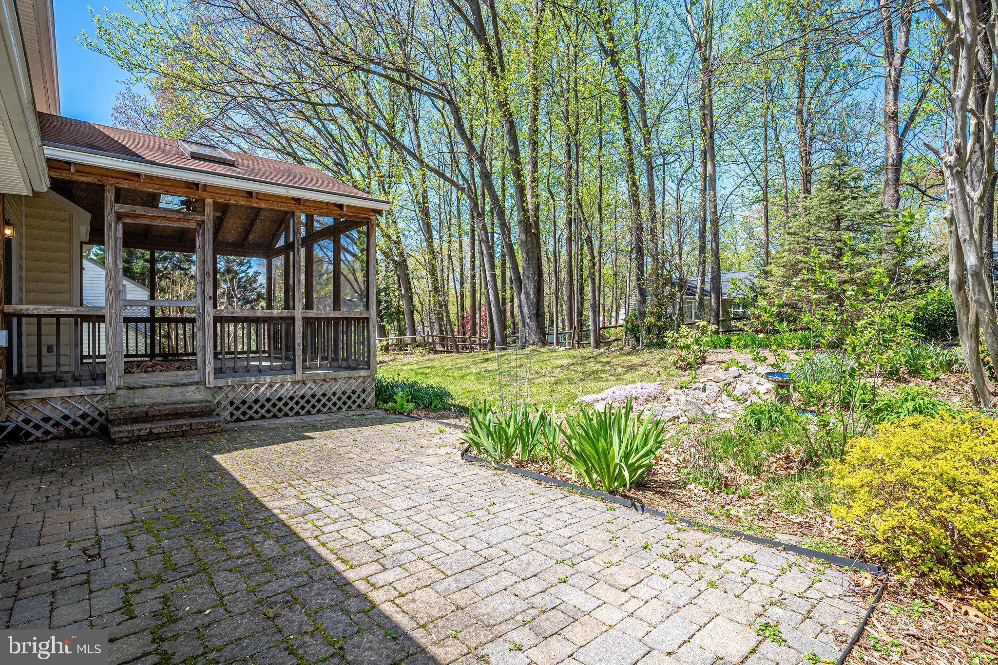 SIGNAL HILL - Residential