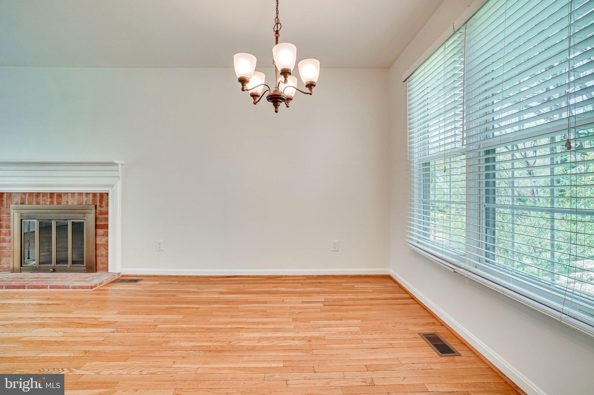 SIGNAL HILL - Residential