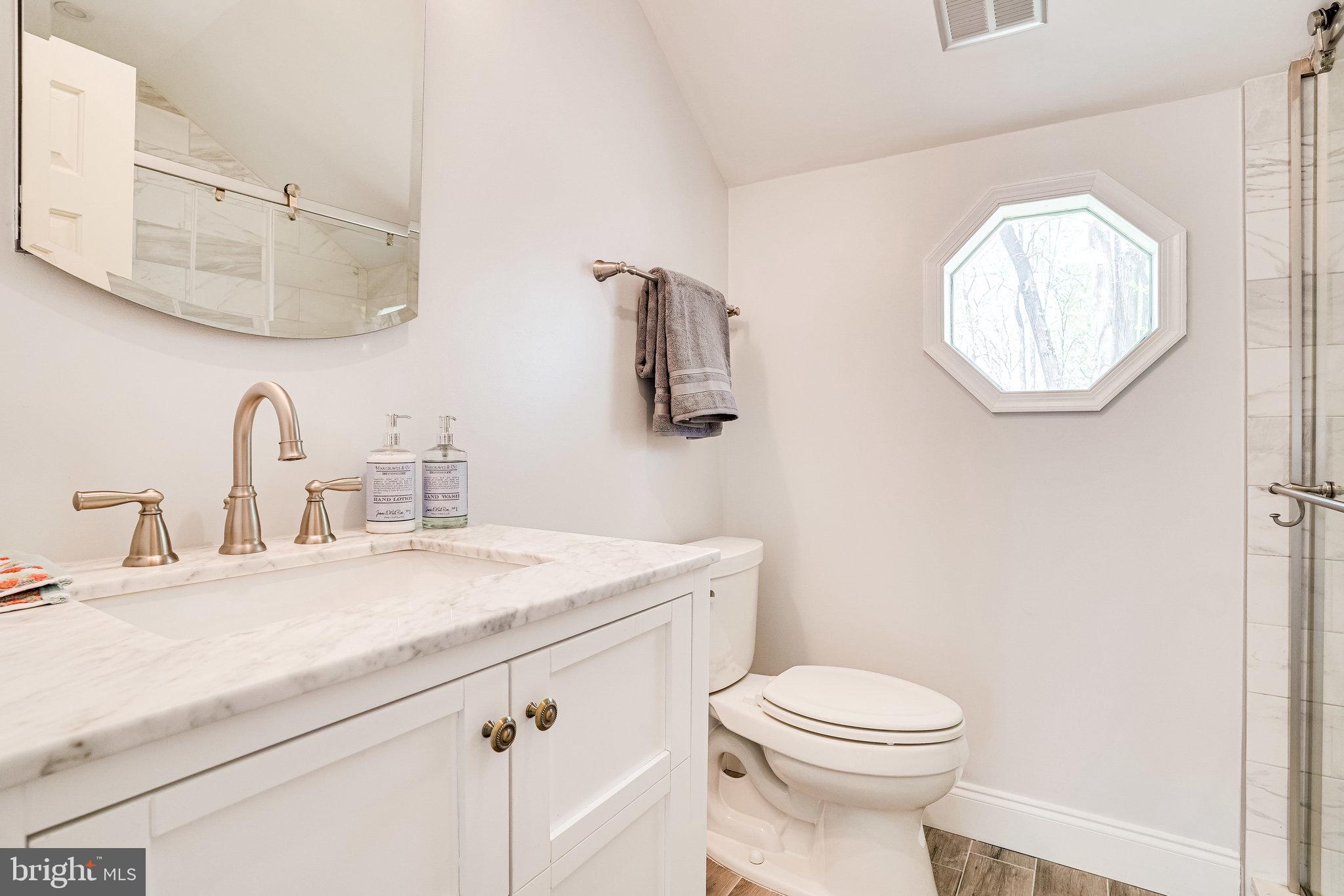 SIGNAL HILL - Residential