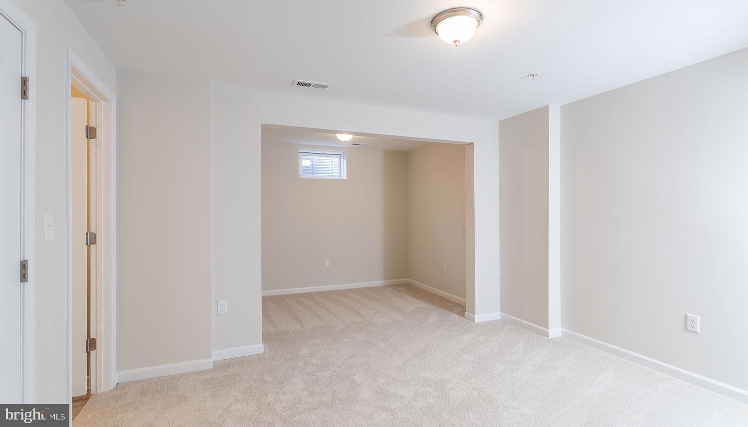 TOWNES AT TATE MANOR - Residential