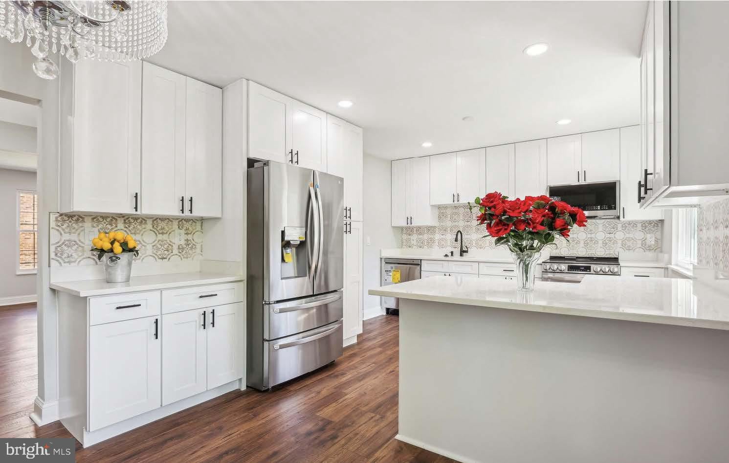 7081 LEEWOOD FOREST DRIVE