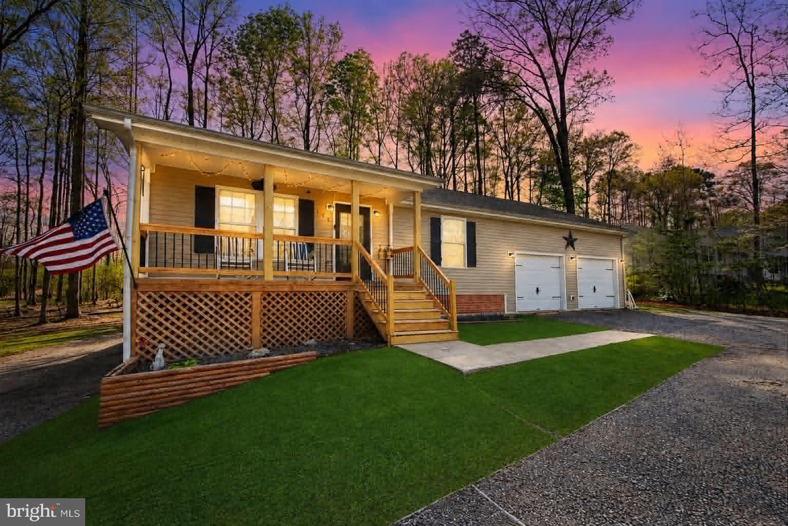 LAKE LAND OR - Residential