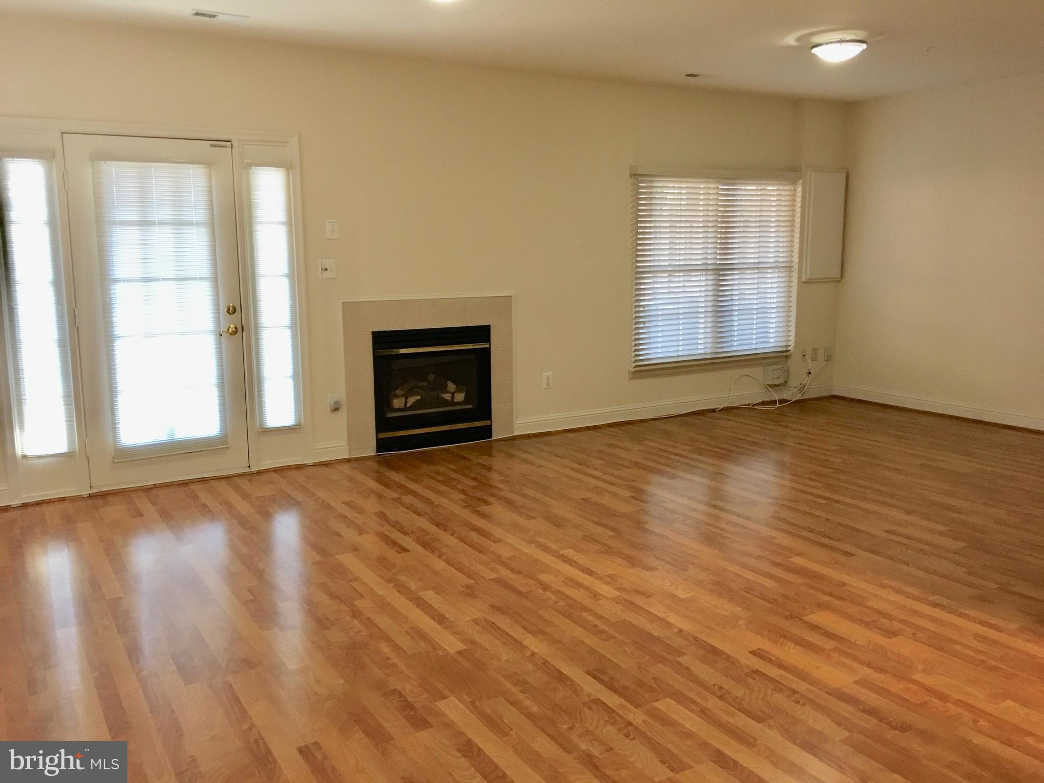 TOWER OAKS - Residential