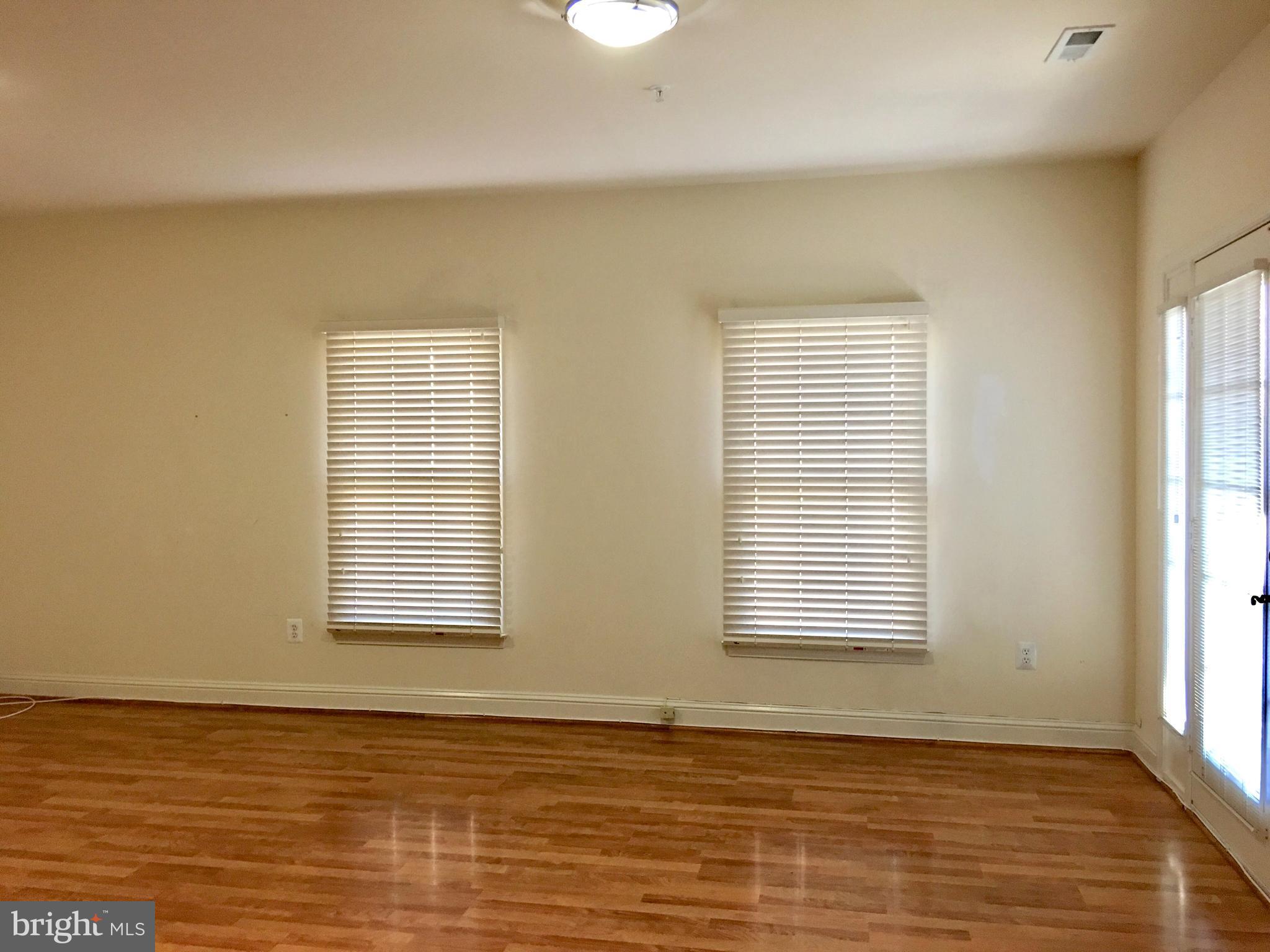 TOWER OAKS - Residential