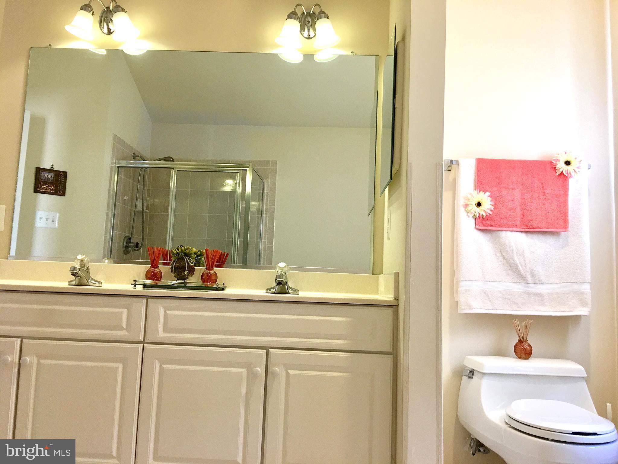 TOWER OAKS - Residential