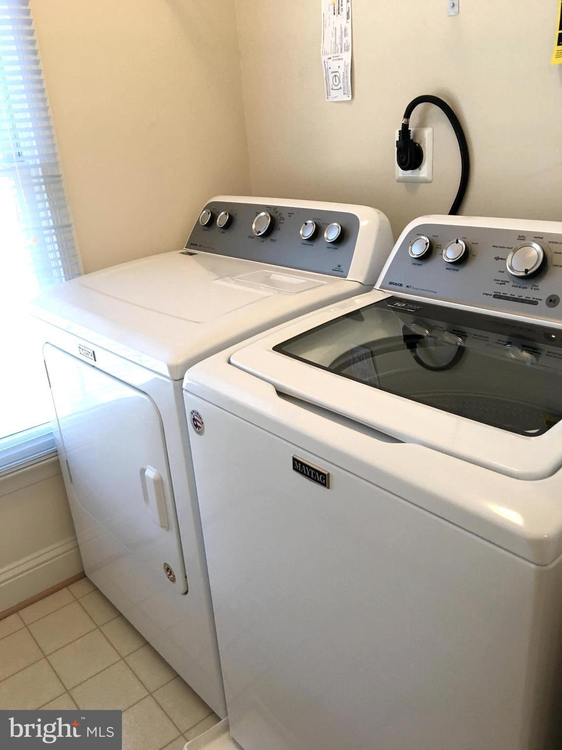 TOWER OAKS - Residential