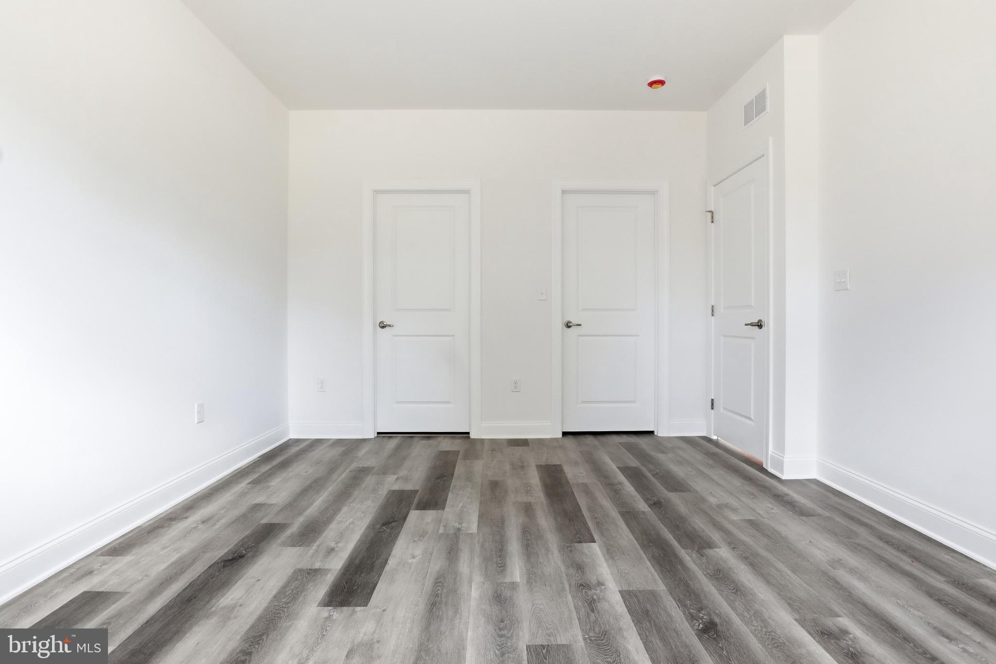CROSSGATES - Residential