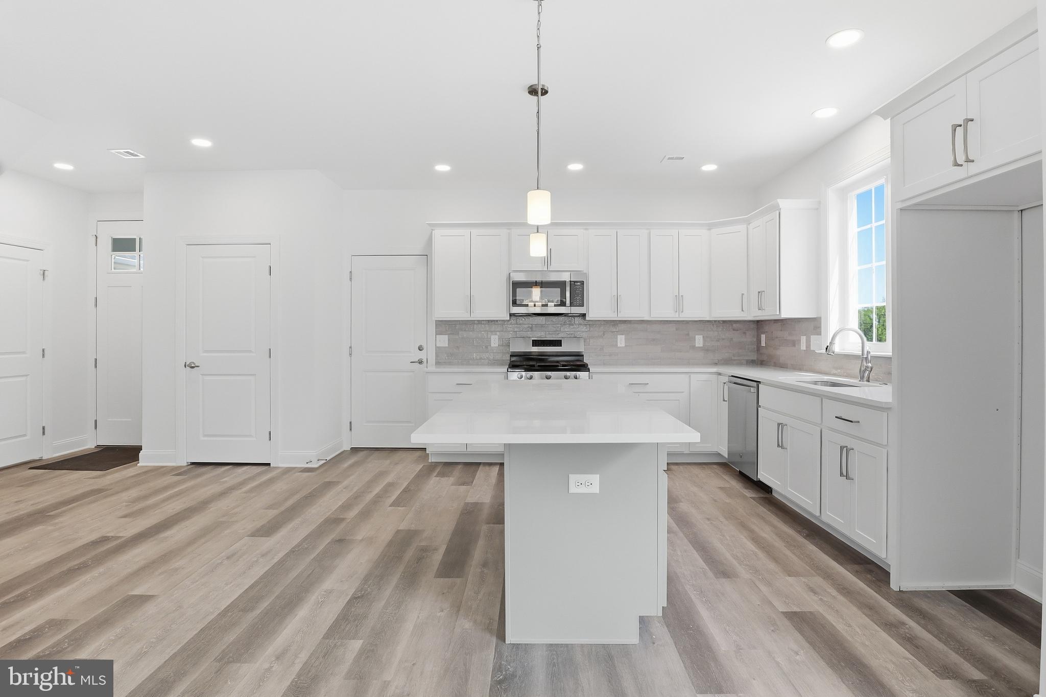 CROSSGATES - Residential