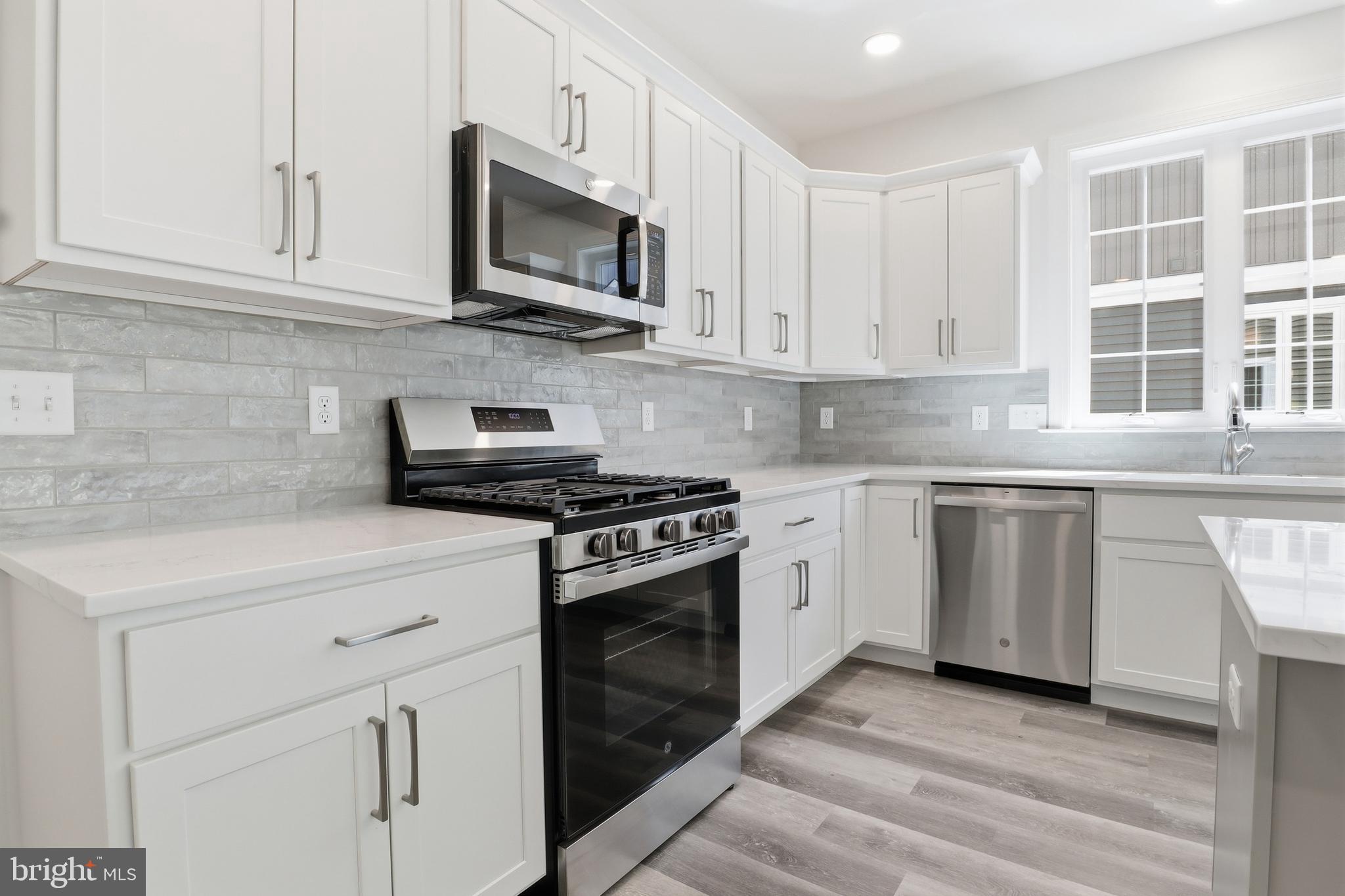 CROSSGATES - Residential