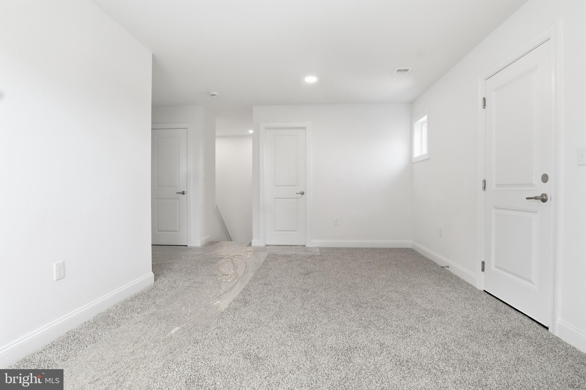 CROSSGATES - Residential