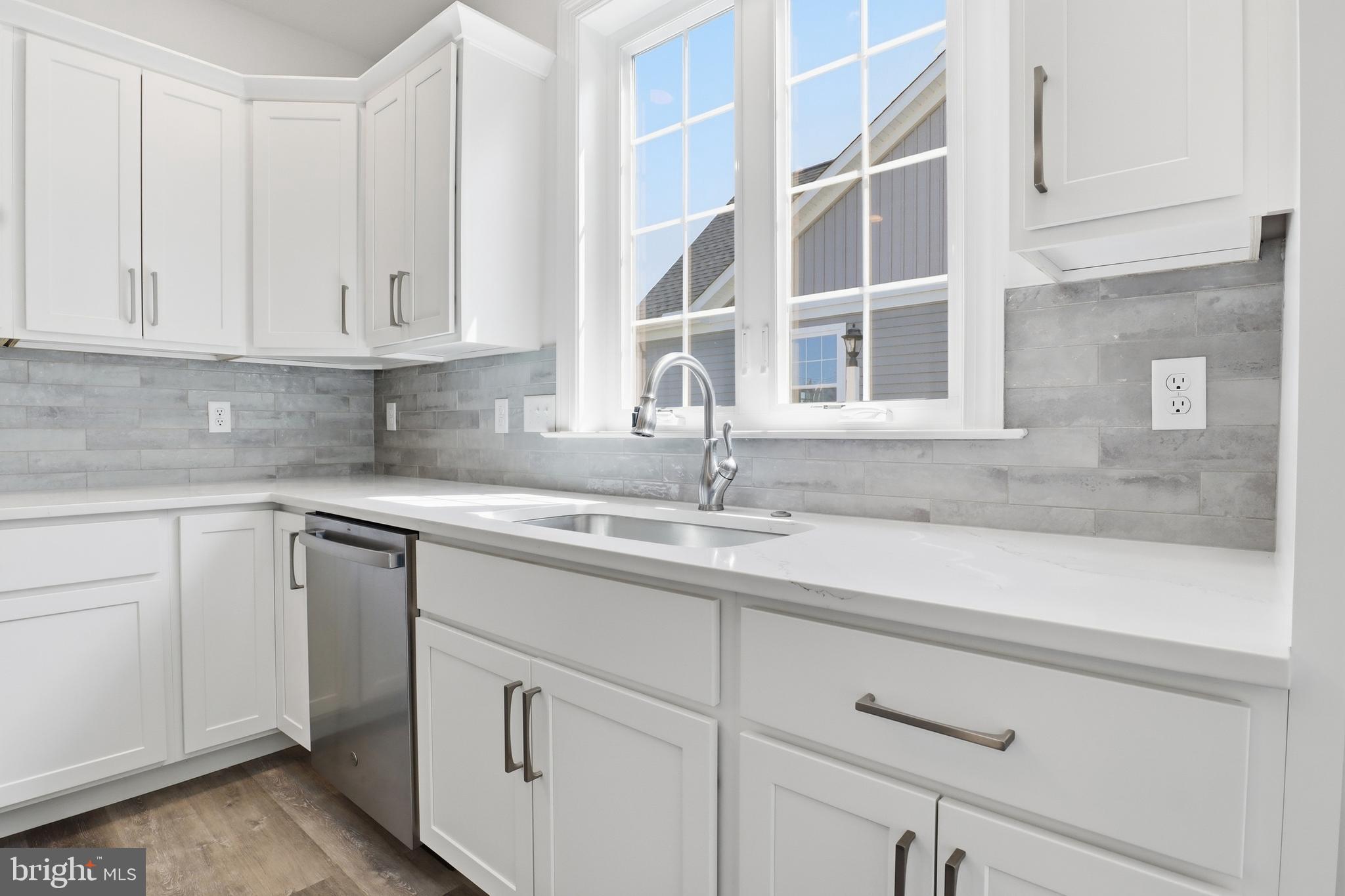 CROSSGATES - Residential