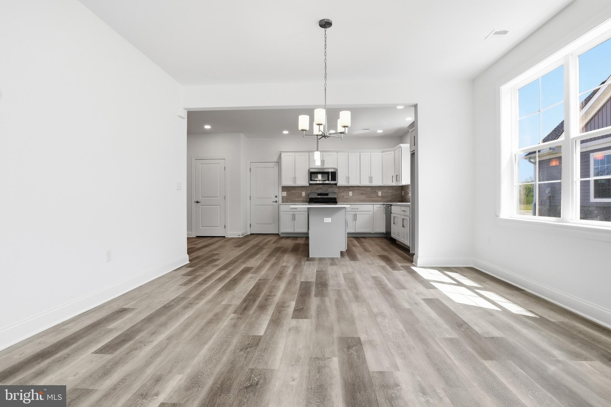 CROSSGATES - Residential